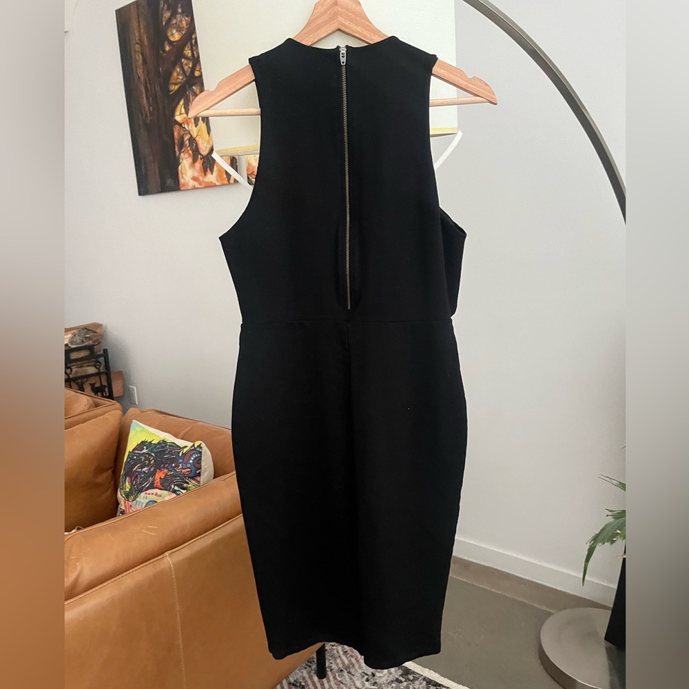 Black Sleeveless Cutout Sheath Dress - Brand: - Picture 4 of 5